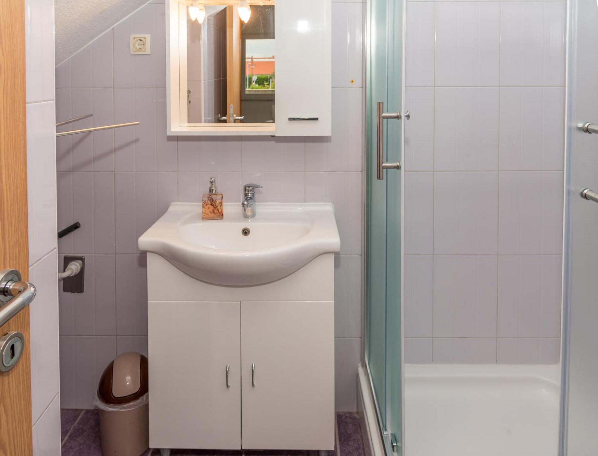 Studio Apartment Nin Exterior photo